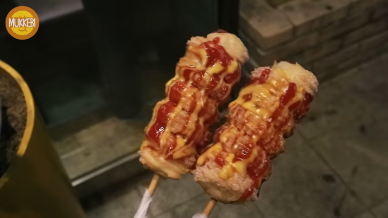 Screenshot_2019-05-16 잠실 │ 츄로도그 │ Churro-dog │ 한국 길거리 음식 │ Korean Street Food - YouTube(5).png
