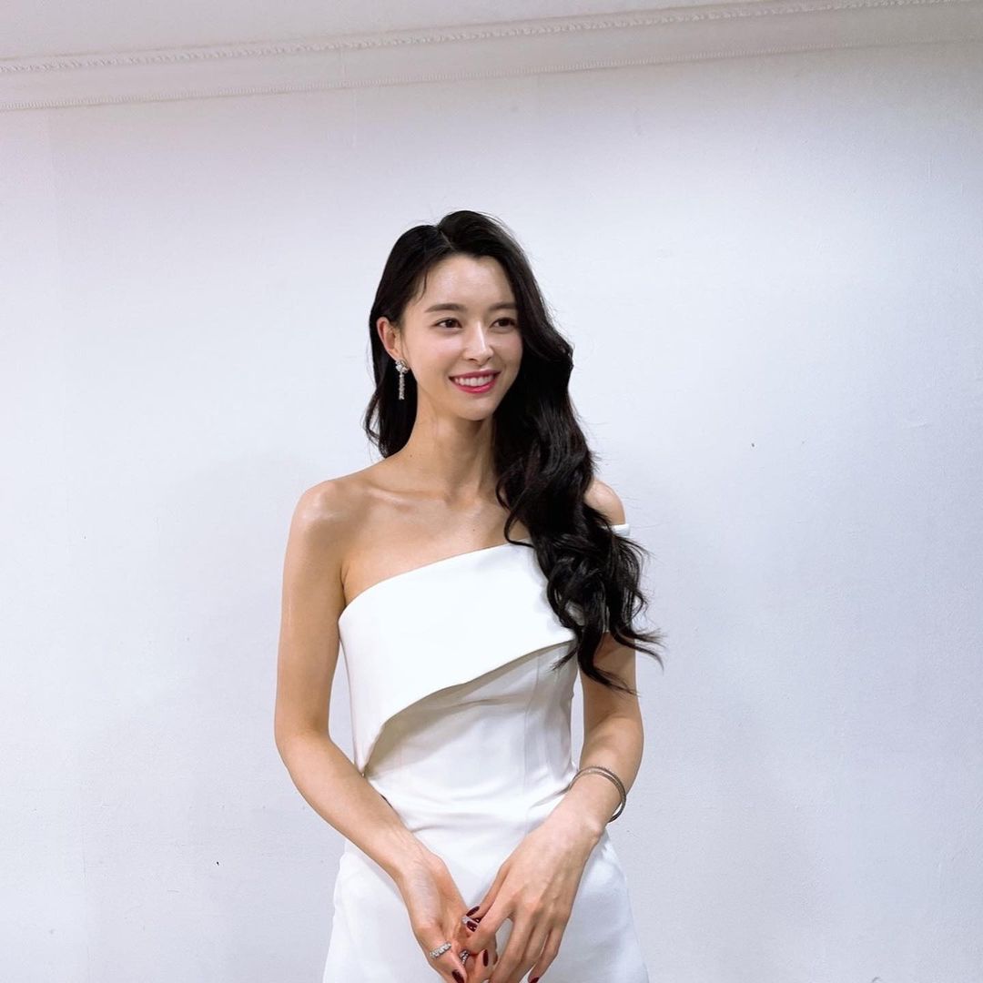 2020 KBS 연기대상 권나라 드레스