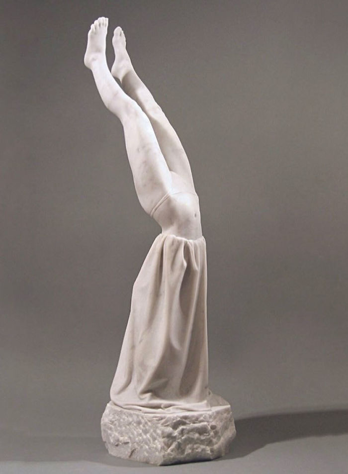 Gerard-Mass-subtly-twisted-and-super-fun-marble-sculptures-5a4ca0ddddad7__700.jpg